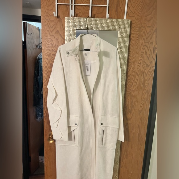 TRACY REESE WHITE COTTON OVERCOAT WITH RUFFLE SLEEVES… LARGE… NEW WITH TAGS. - Picture 3 of 11